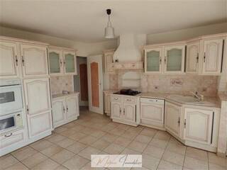 Vendu Maison individuelle 6 pièces 180 m² Gex 01170