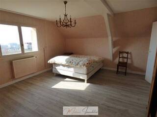Vendu Maison individuelle 6 pièces 180 m² Gex 01170