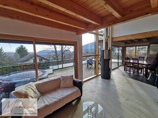Sold Individual house 6 rooms 174 m² Péron 01630