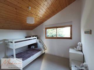 Sold Individual house 6 rooms 174 m² Péron 01630