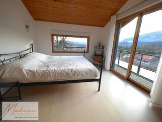 Sold Individual house 6 rooms 174 m² Péron 01630