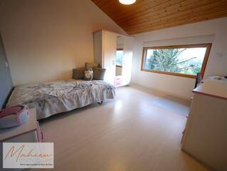 Sold Individual house 6 rooms 174 m² Péron 01630