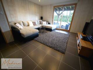 Sold Individual house 6 rooms 174 m² Péron 01630