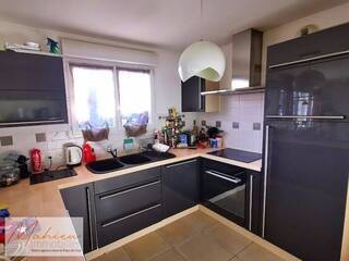 Sold Individual house 5 rooms 105 m² Cessy 01170