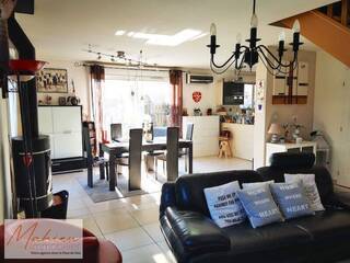 Sold Individual house 5 rooms 105 m² Cessy 01170