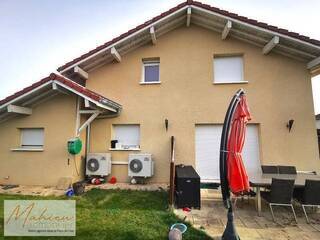 Sold Individual house 5 rooms 105 m² Cessy 01170