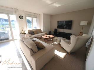Sold Apartment duplex 3 rooms 81 m² Saint-Genis-Pouilly 01630