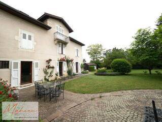 Vendu Maison individuelle 5 pièces 200 m² Gex 01170