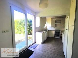Vendu Maison mitoyenne 5 pièces 120 m² Versonnex 01210