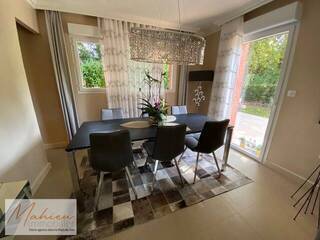 Vendu Maison individuelle 5 pièces 111 m² Prévessin-Moëns 01280