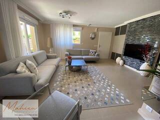 Vendu Maison individuelle 5 pièces 111 m² Prévessin-Moëns 01280