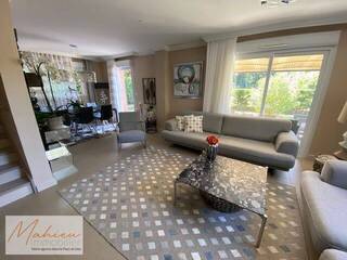 Vendu Maison individuelle 5 pièces 111 m² Prévessin-Moëns 01280