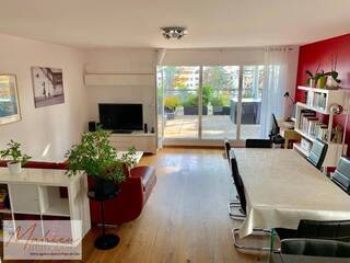 Vendu Appartement t4 92 m² Gex 01170