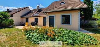 Vendu Maison 7 pièces 140 m² Versonnex 01210