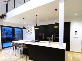 Vendu Maison individuelle 5 pièces 147 m² Prévessin-Moëns 01280