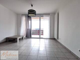 Vendu Appartement t3 65 m² Cessy 01170