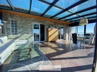 Sold Individual house 6 rooms 187 m² Grilly 01220