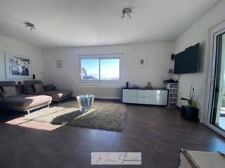 Sold Individual house 6 rooms 187 m² Grilly 01220