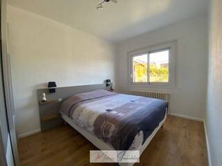 Sold Individual house 6 rooms 187 m² Grilly 01220