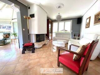 Sold Individual house 6 rooms 115 m² Ornex 01210