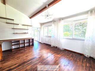 Sold Apartment t5 118 m² Prévessin-Moëns 01280