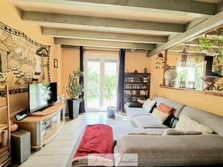 Sold Individual house 5 rooms 84 m² Cessy 01170