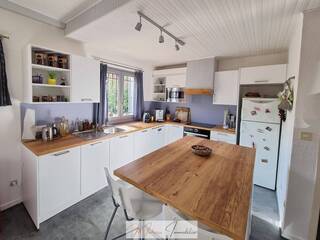 Sold Individual house 8 rooms 160 m² Gex 01170