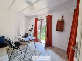 Sold Individual house 8 rooms 160 m² Gex 01170