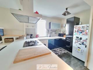 Sold Apartment duplex 3 rooms 63 m² Gex 01170