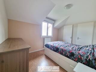 Sold Apartment duplex 3 rooms 63 m² Gex 01170