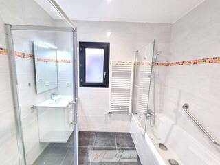 Sold Terraced house 6 rooms 124 m² Ornex 01210
