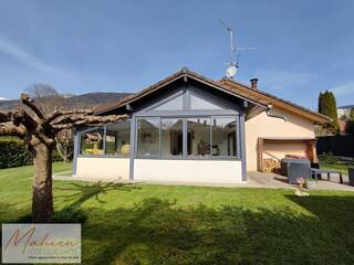 Vendu Maison individuelle 5 pièces 117 m² Gex 01170