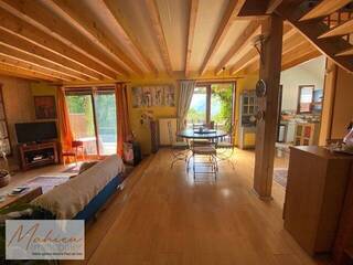 Vendu Maison individuelle 5 pièces 122 m² Pougny 01550