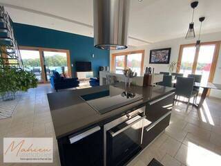 Vendu Appartement t4 135 m² Prévessin-Moëns 01280