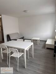 Location Appartement studio 1 pièce 32 m² Gex 01170