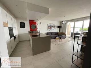 Buy Apartment t3 67 m² Gex 01170