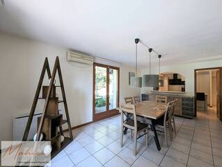 Sold Individual house 6 rooms 164 m² Saint-Genis-Pouilly 01630