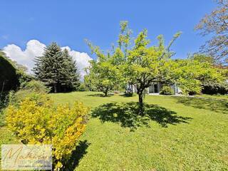 Buy Individual house 6 rooms 215 m² Prévessin-Moëns 01280