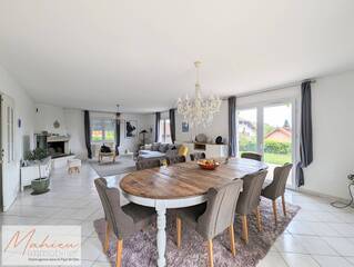 Vente Maison individuelle 6 pièces 170 m² Thoiry 01710