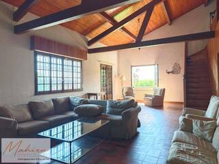 Buy Individual house 5 rooms 164 m² Cessy 01170