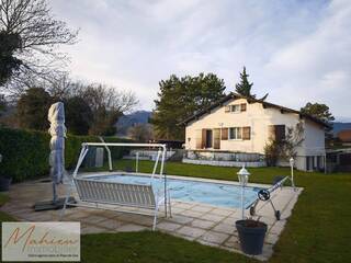 Buy Individual house 7 rooms 240 m² Ségny 01170