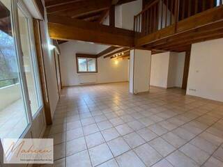 Vente Appartement t4 5 pièces 132 m² Viry 74580