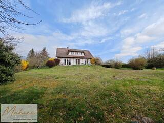 Vente Maison individuelle 7 pièces 158 m² Saint-Genis-Pouilly 01630