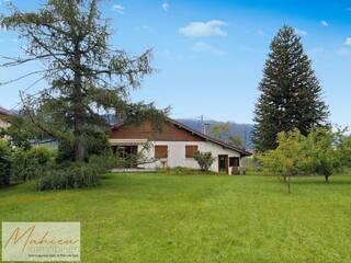 Buy Individual house 5 rooms 85 m² Saint-Genis-Pouilly 01630