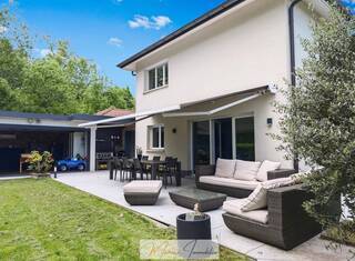 Vente Maison individuelle 6 pièces 210 m² Cessy 01170
