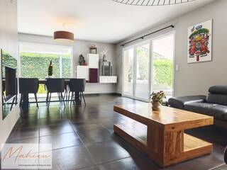Vente Maison individuelle 6 pièces 210 m² Cessy 01170