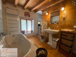 Location Maison 5 pièces 212 m² Thoiry 01710
