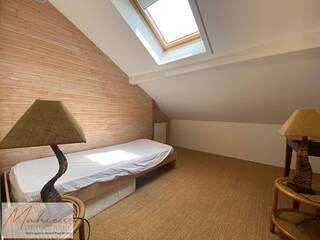 Location Maison 5 pièces 212 m² Thoiry 01710