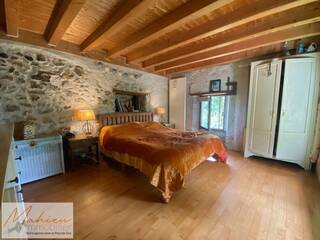 Location Maison 5 pièces 212 m² Thoiry 01710
