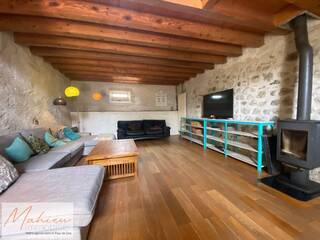 Location Maison 5 pièces 212 m² Thoiry 01710
